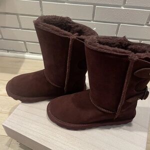 Bearpaw Never Wet Boots Womens 5 Red Wine  Clara Stain Repellent Technology Snow